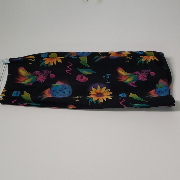 Vintage bright floral wrap-style maxi‎ skirt - Picture 2 of 12
